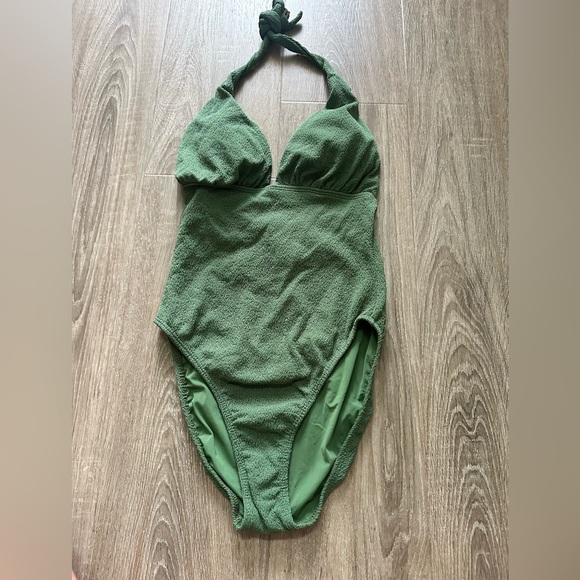 Vix Other - VIX Paula Hermanny army green seersucker one‎ piece NWT Size Small